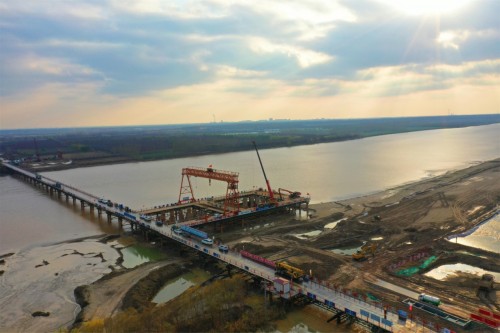 經濟觀察網：中交一公局沾臨二標二分部：用心鑄就精品橋                                                                                                                                                                                 